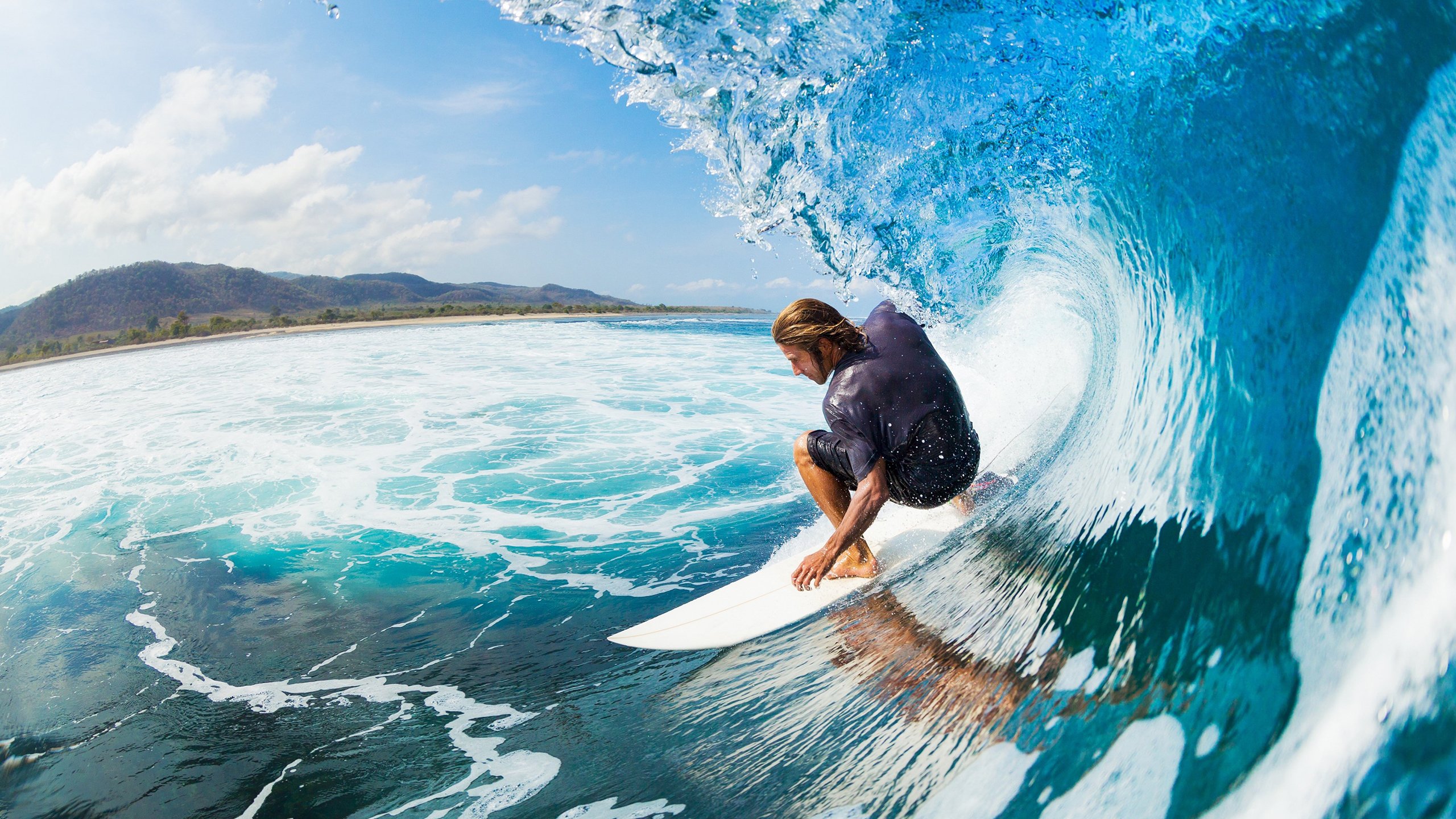 “短柄墙球：高新区全民健身馆，挑战传统，赛场不仅仅是力量的角逐”